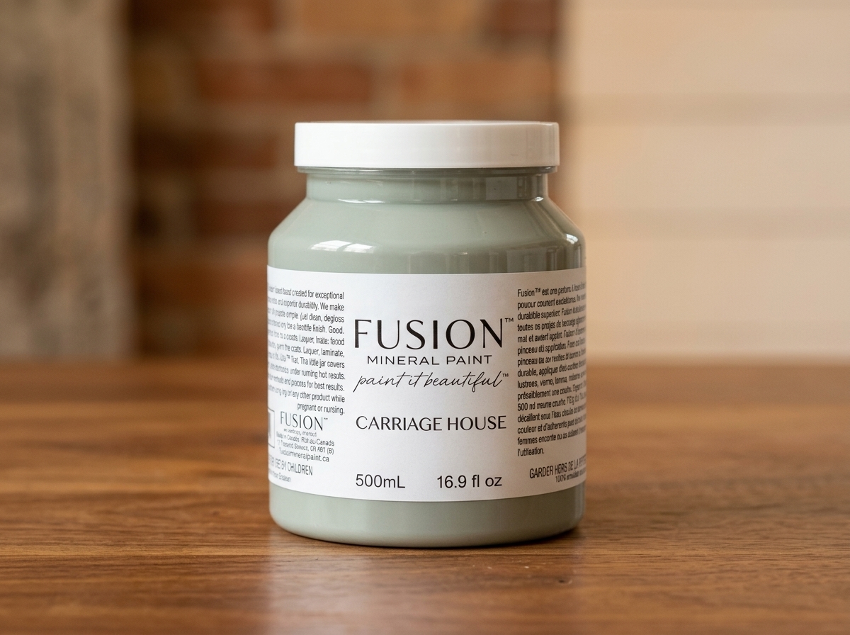Fusion Mineral Paint jar in color Carriage House