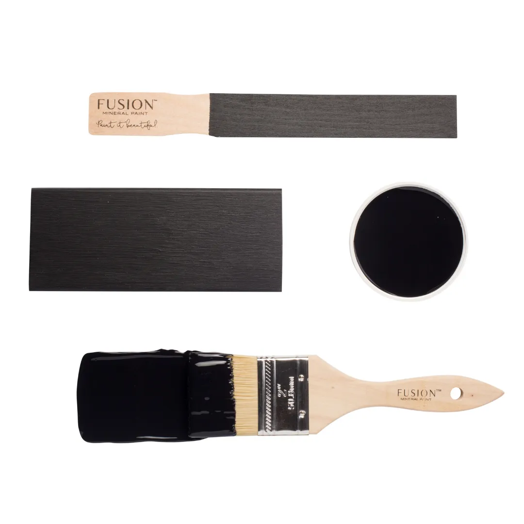 Fusion Mineral Paint Coal Black styled example 2