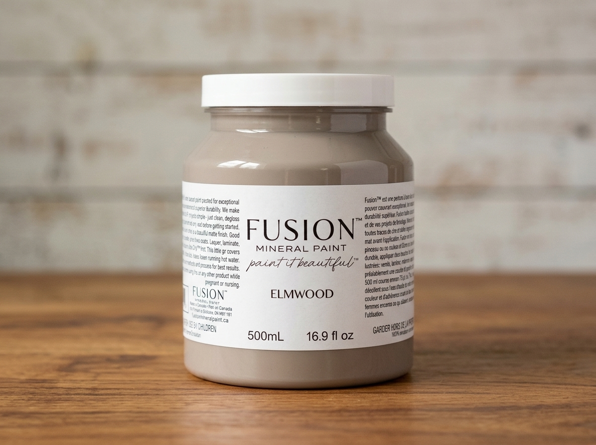 Fusion Mineral Paint jar in color Elmwood