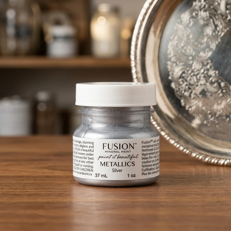 Fusion Mineral Paint jar in color Silver