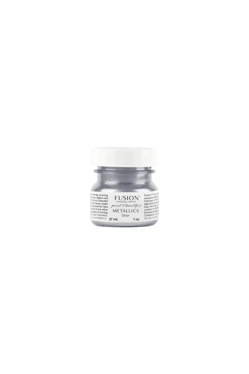 Fusion Mineral Paint Silver styled example 2