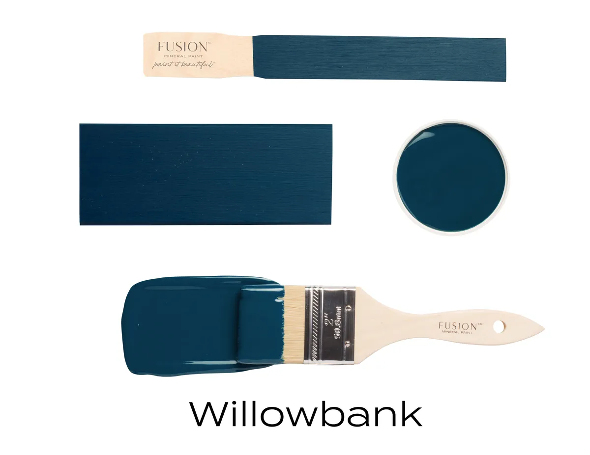 Fusion Mineral Paint Willow Bank styled example 2