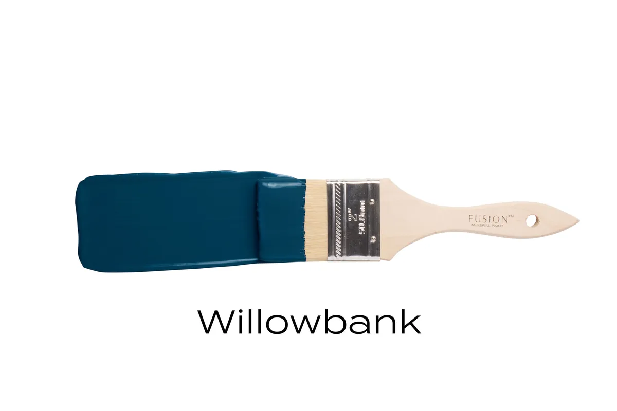 Fusion Mineral Paint Willow Bank styled example 3